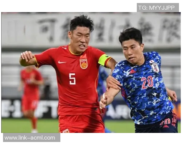 张佳玮分析乌度卡战术风格进攻防守兼备展现球队韧性与实力 张佳玮分析乌度卡战术风格进攻防守兼备展现球队韧性与实力