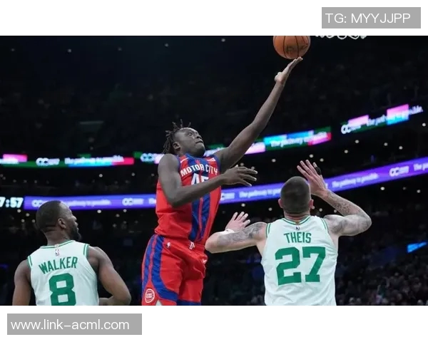 字母哥回忆新秀赛季OJ梅奥助力买家具与开锁经历